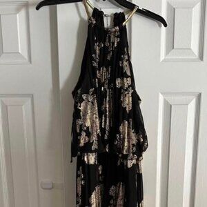 Woman's Gown (Size 14)